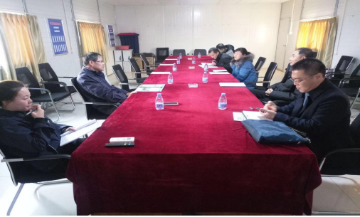 市統(tǒng)計局到項目部開展企業(yè)核查(圖1) 市統(tǒng)計局到項目部開展企業(yè)核查(圖1)